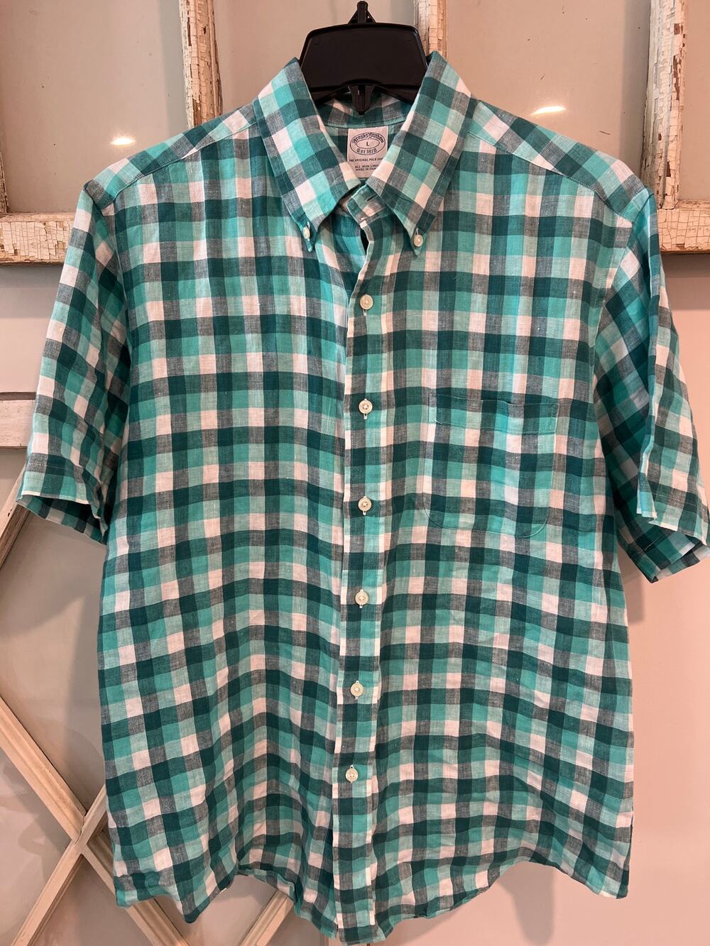 Brooks Brothers size large Irish linen button down shirt